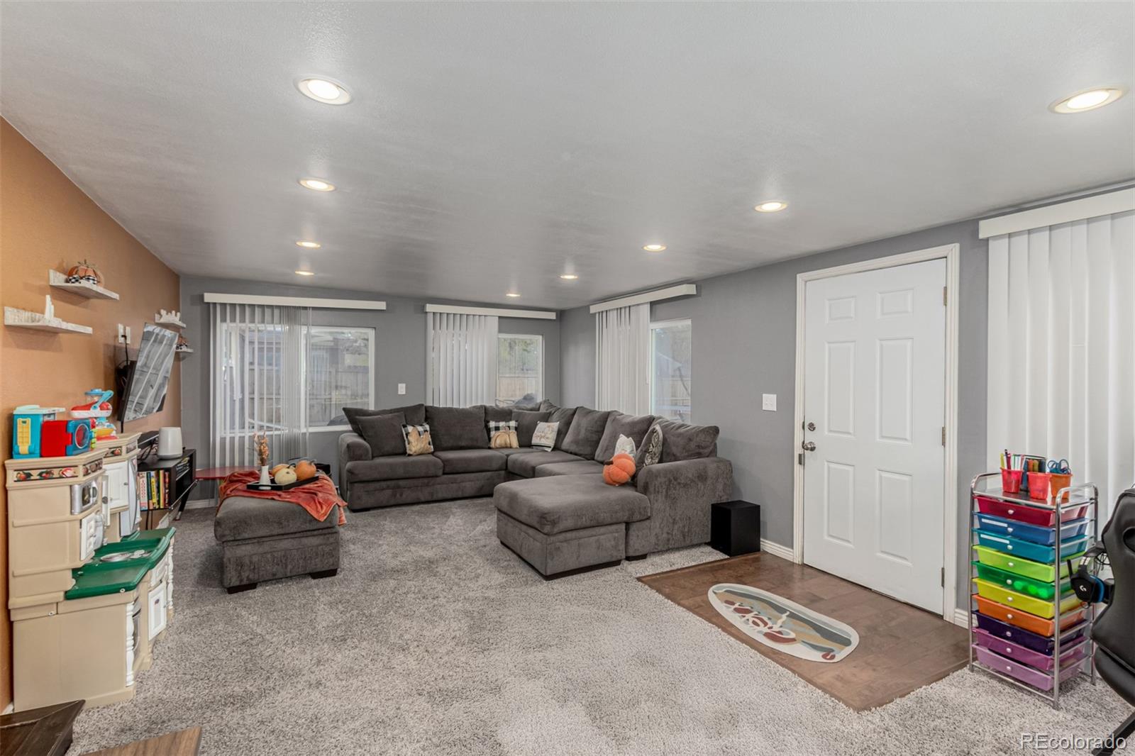 MLS Image #23 for 924  galena street,aurora, Colorado