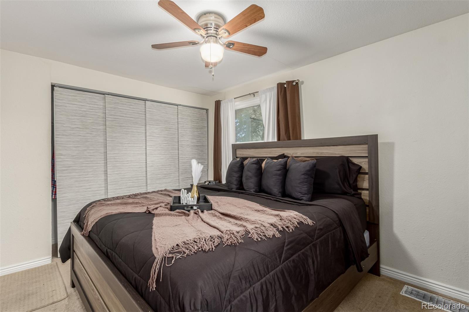 MLS Image #26 for 924  galena street,aurora, Colorado