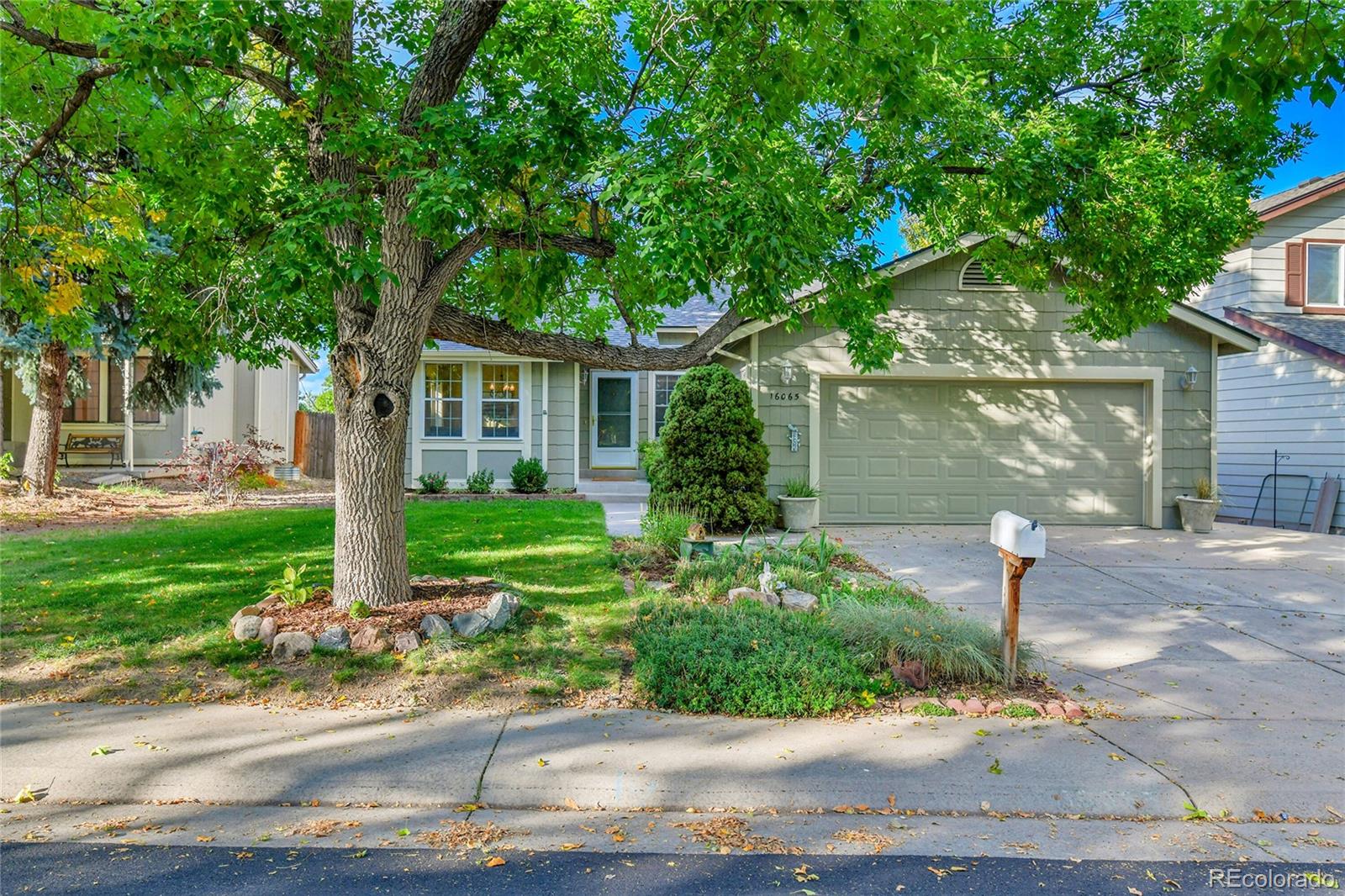MLS Image #0 for 16065 e princeton place,aurora, Colorado
