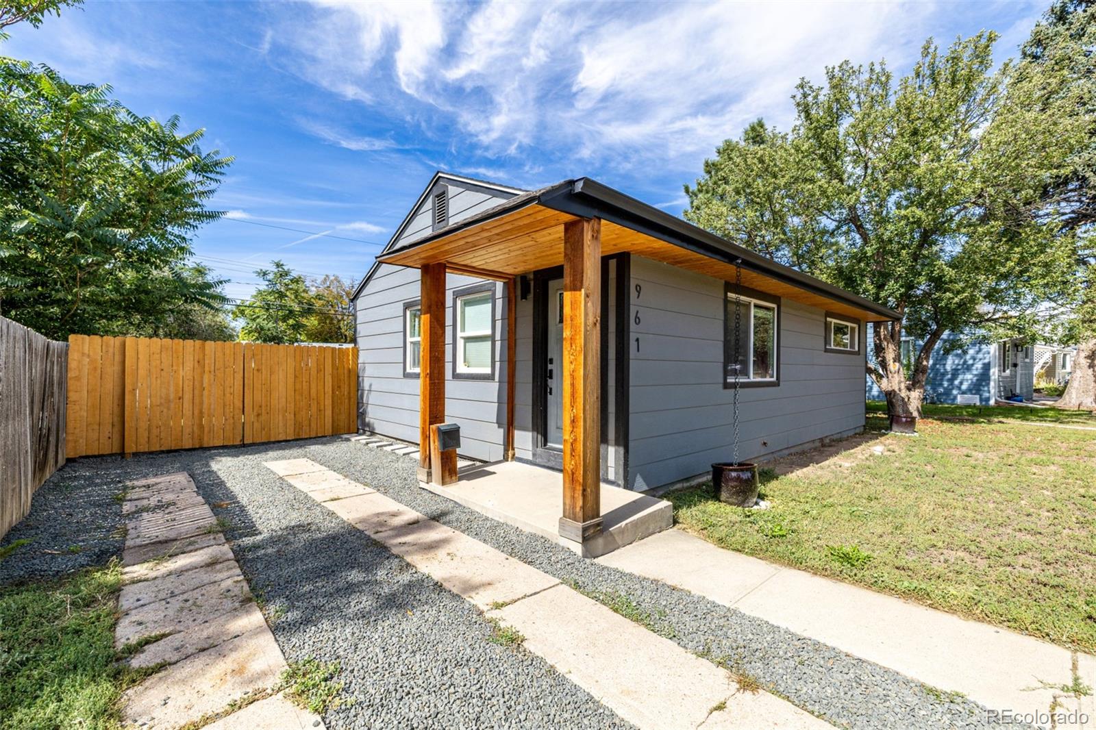 MLS Image #0 for 961  kramer court,aurora, Colorado