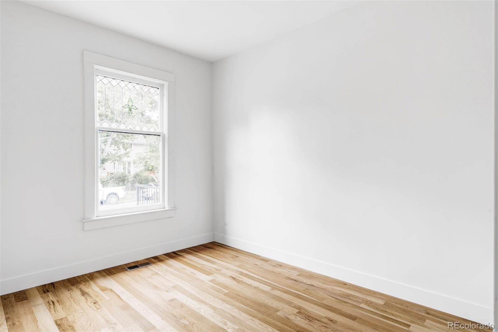 MLS Image #15 for 1002 e 4th avenue,denver, Colorado