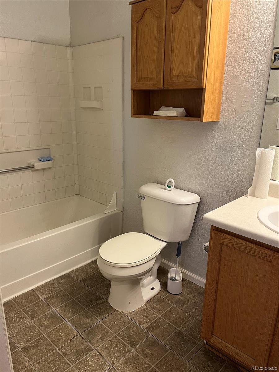 MLS Image #10 for 10106  forest court,thornton, Colorado
