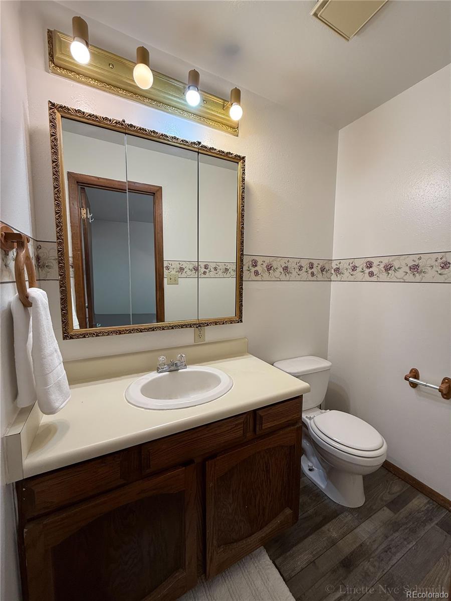 MLS Image #6 for 2204  east drive,monte vista, Colorado