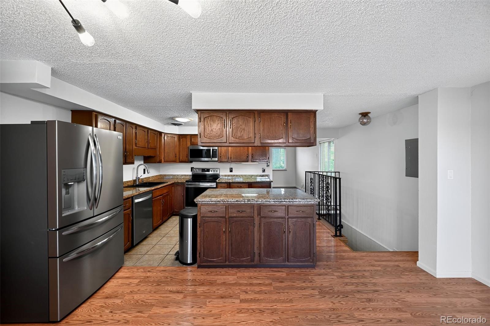 MLS Image #3 for 8931  hastings way,westminster, Colorado