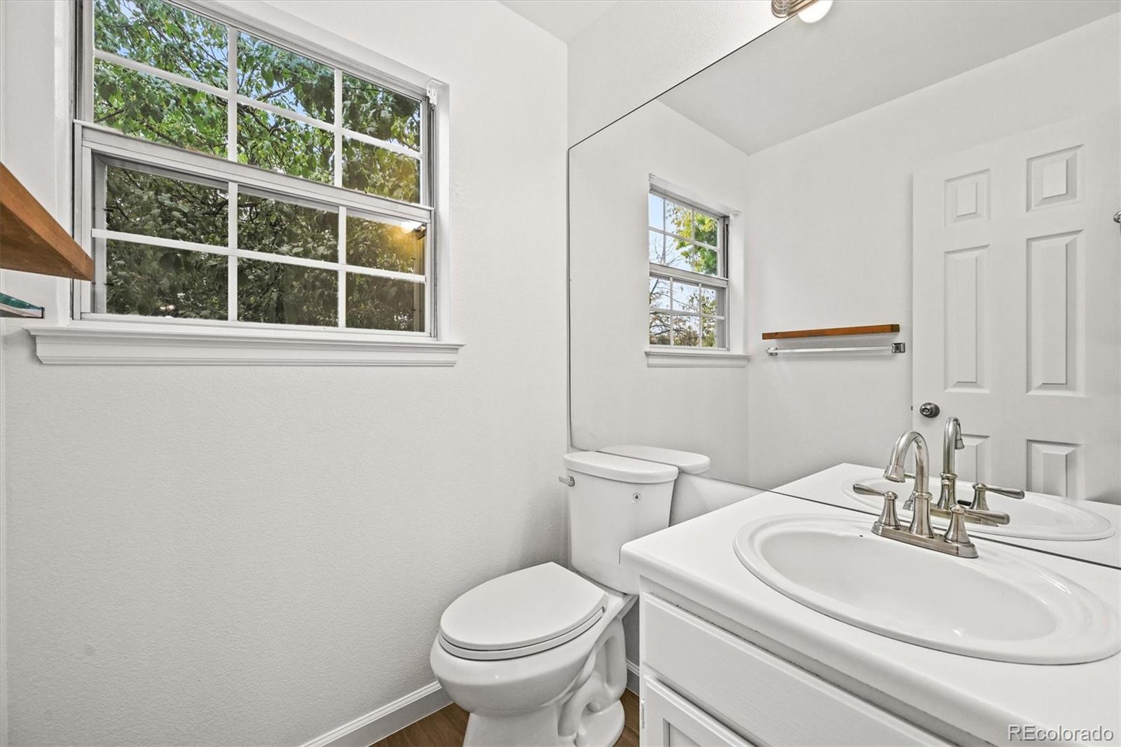 MLS Image #18 for 11911 e tennessee avenue,aurora, Colorado