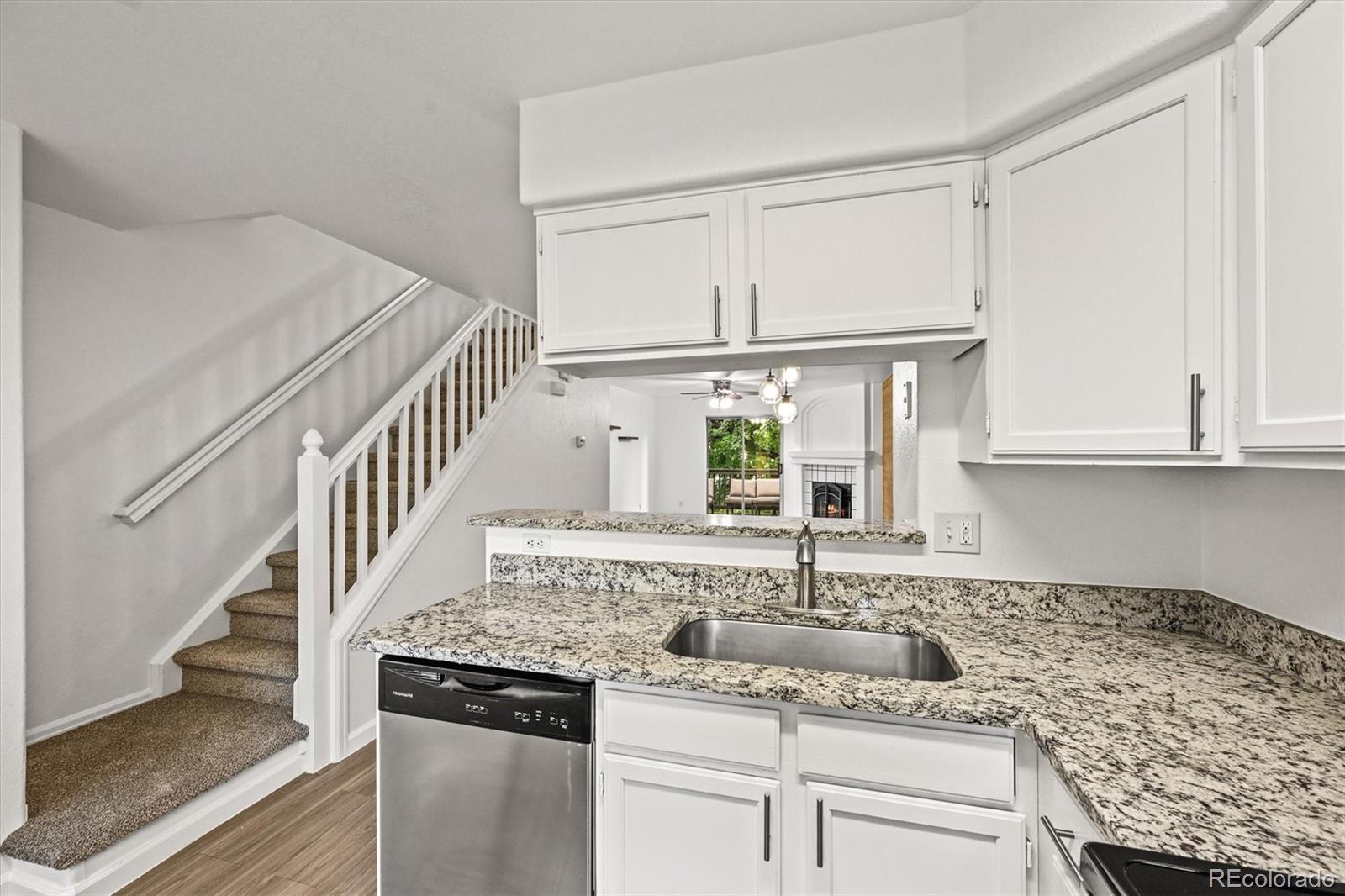 MLS Image #4 for 11911 e tennessee avenue,aurora, Colorado