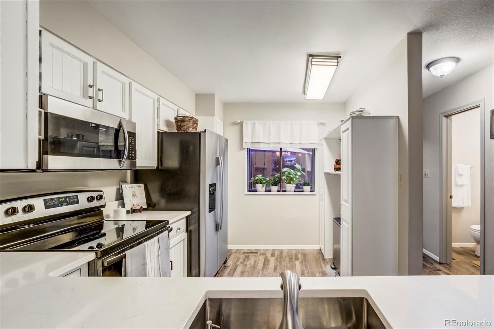 MLS Image #14 for 408 w rockrimmon boulevard,colorado springs, Colorado