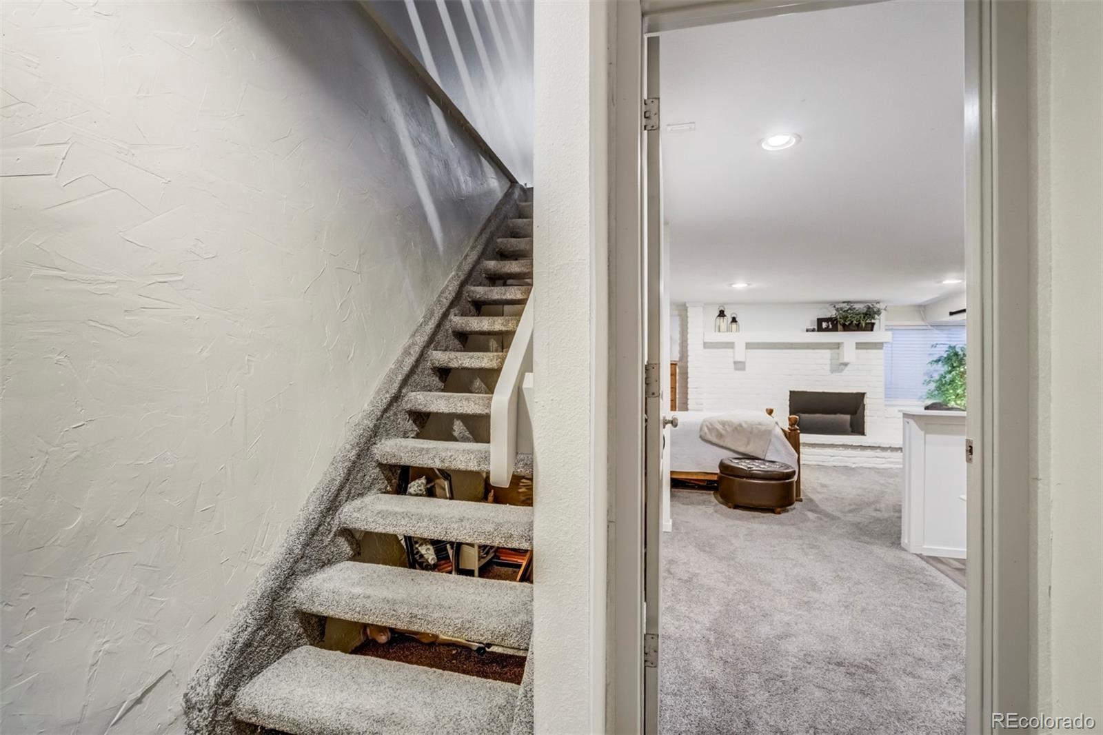 MLS Image #23 for 408 w rockrimmon boulevard,colorado springs, Colorado