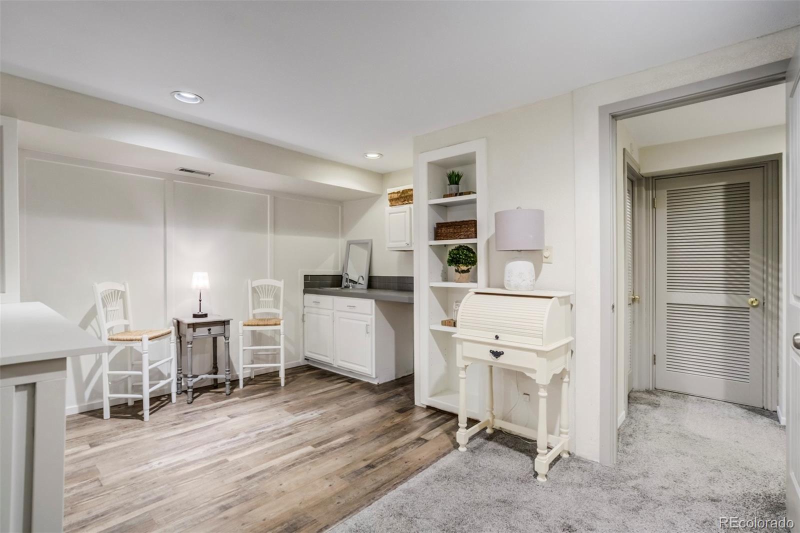 MLS Image #27 for 408 w rockrimmon boulevard,colorado springs, Colorado