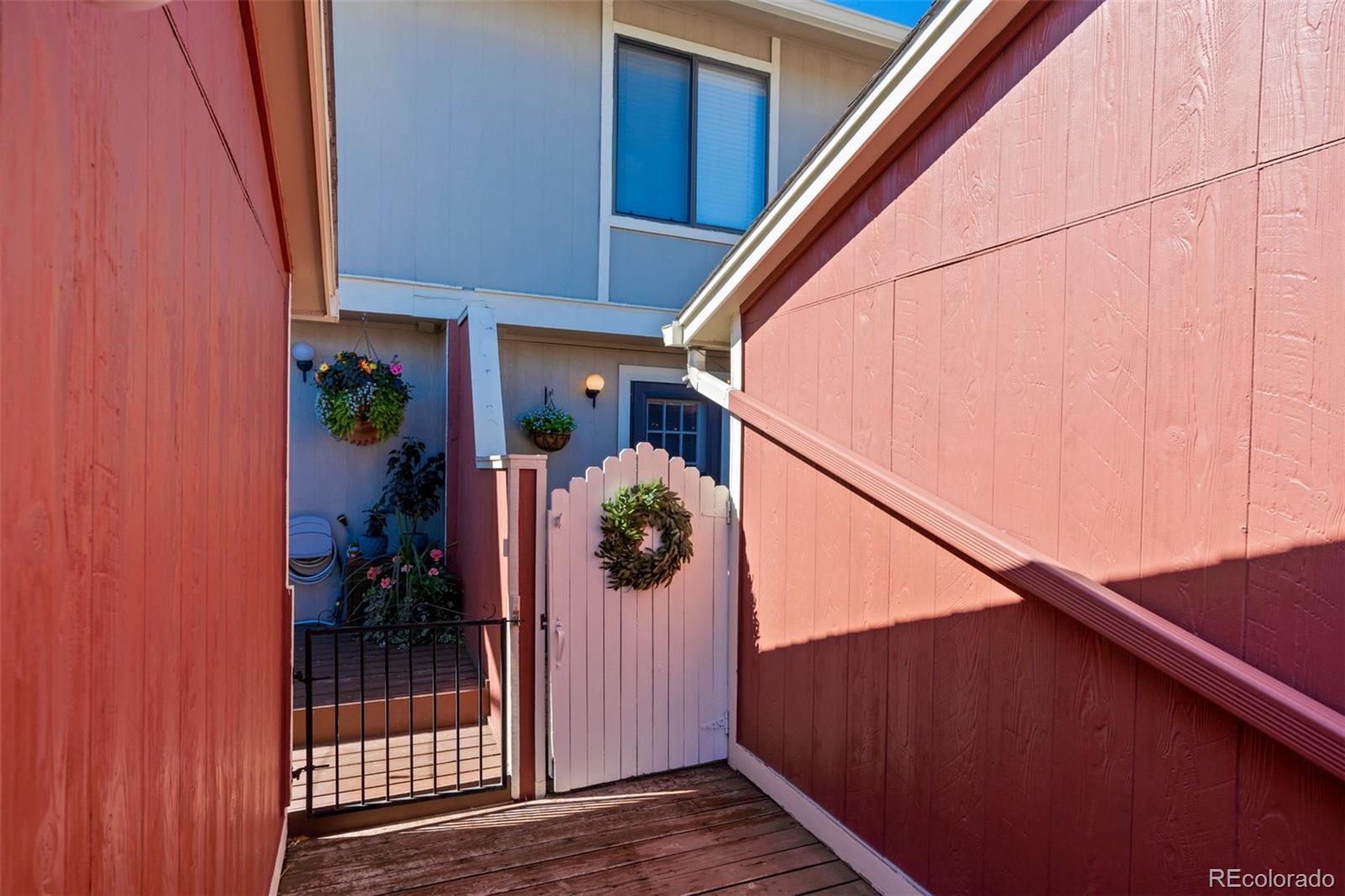 MLS Image #3 for 408 w rockrimmon boulevard,colorado springs, Colorado