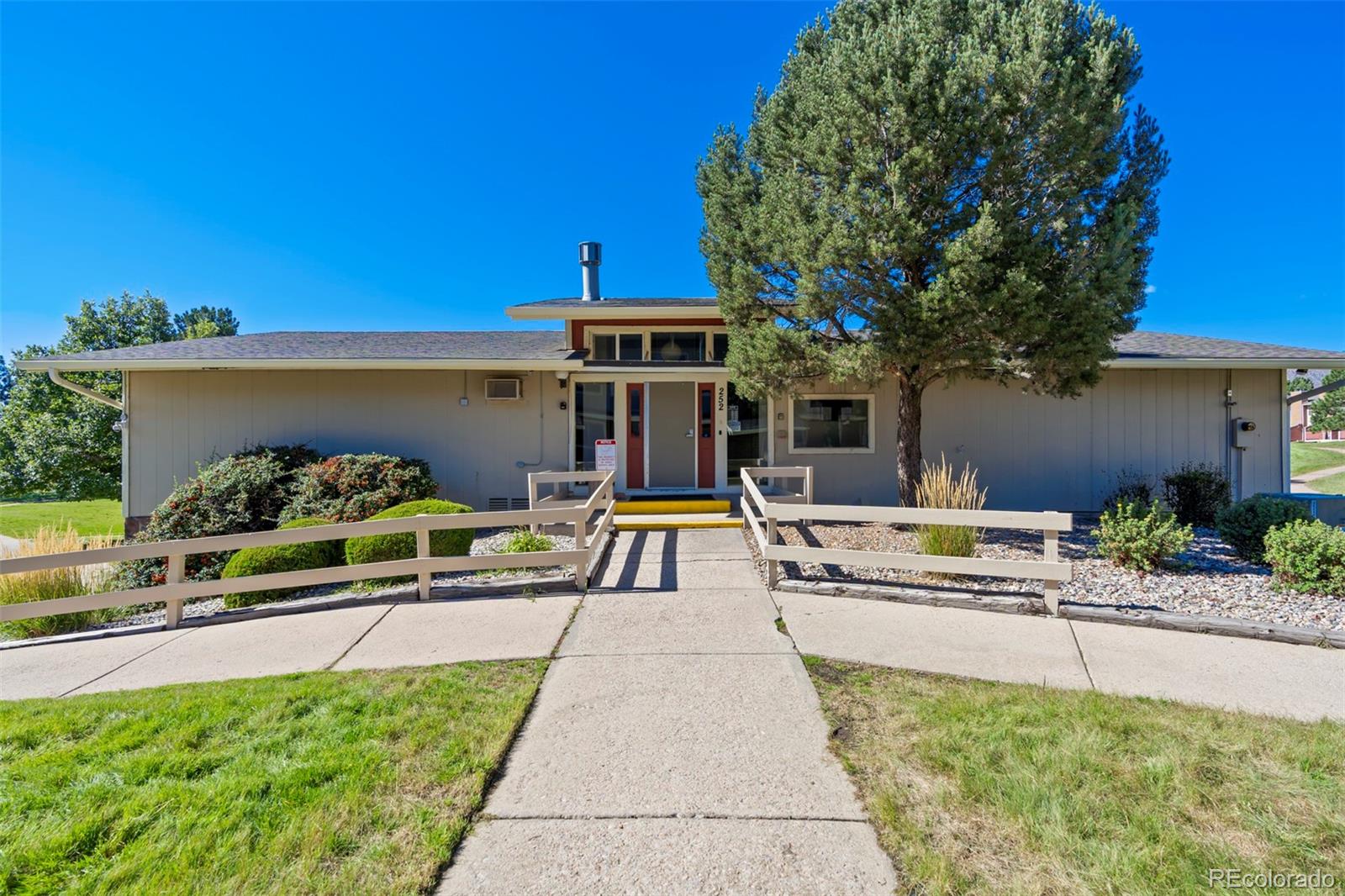 MLS Image #31 for 408 w rockrimmon boulevard,colorado springs, Colorado