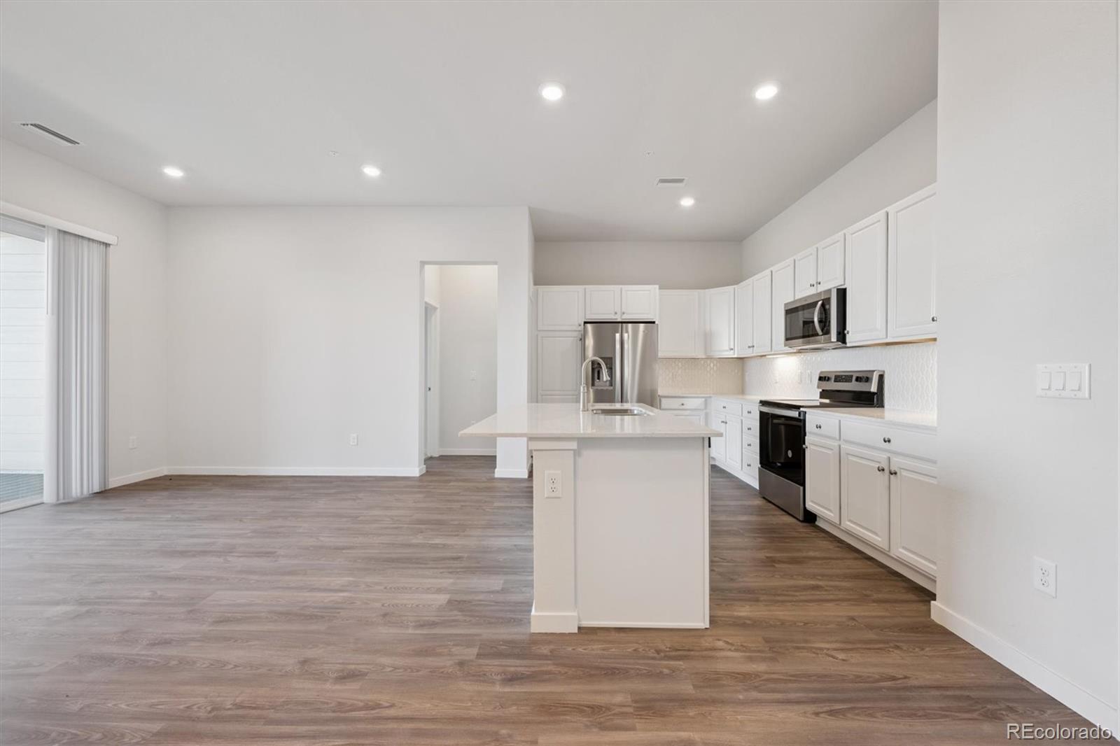 MLS Image #2 for 485  interlocken boulevard 404,broomfield, Colorado