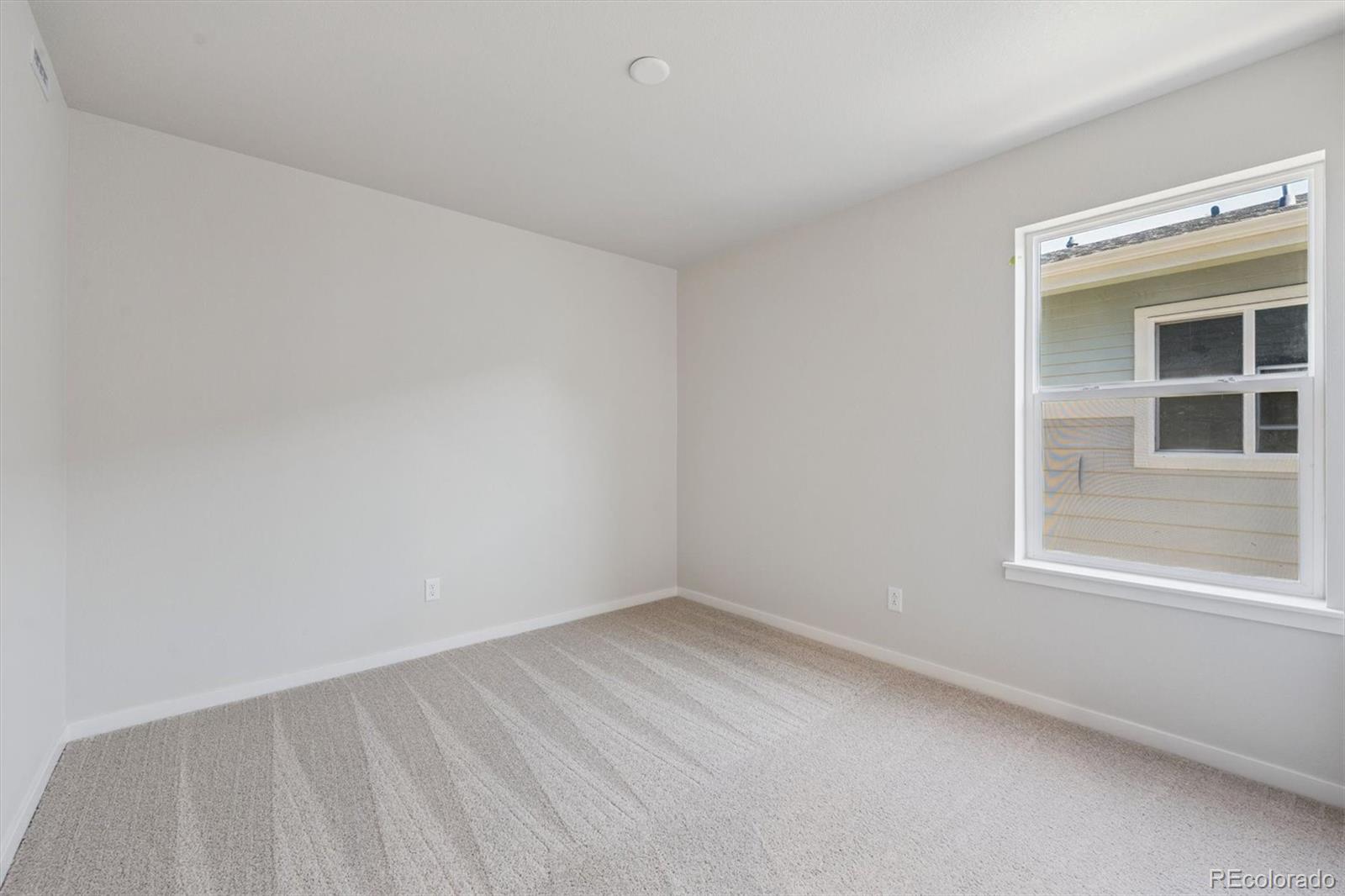 MLS Image #11 for 22686 e 47th place,aurora, Colorado