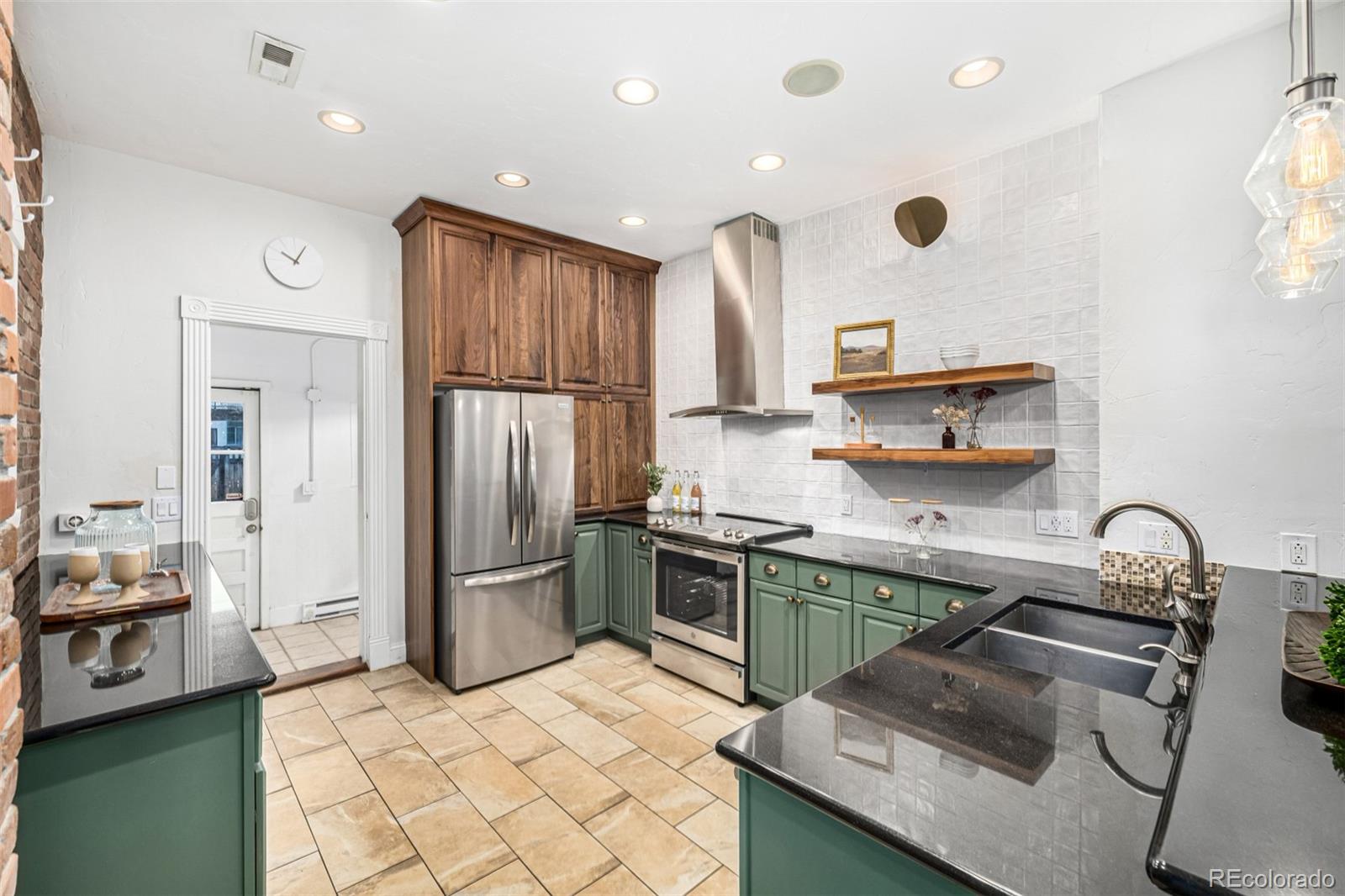 MLS Image #16 for 1423  elizabeth street,denver, Colorado
