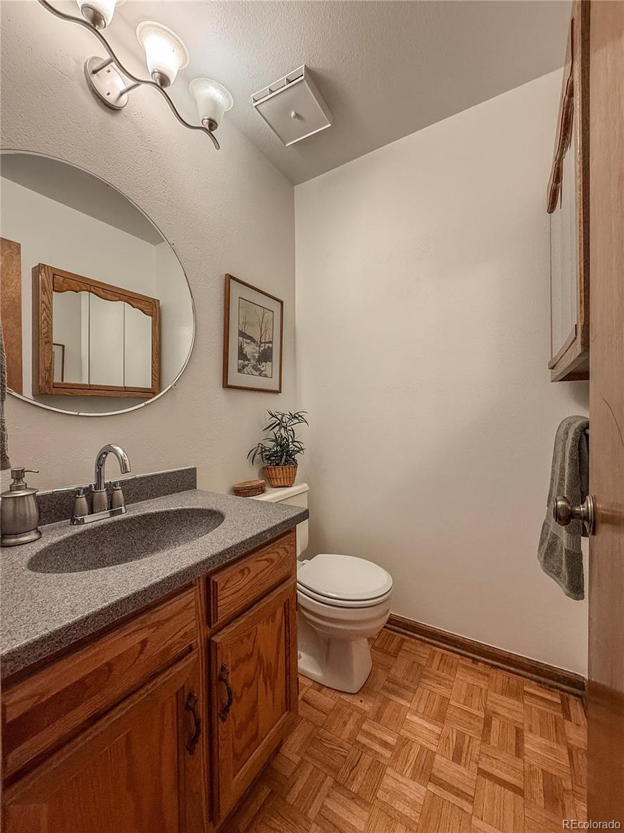 MLS Image #23 for 2292  spinnaker circle,longmont, Colorado