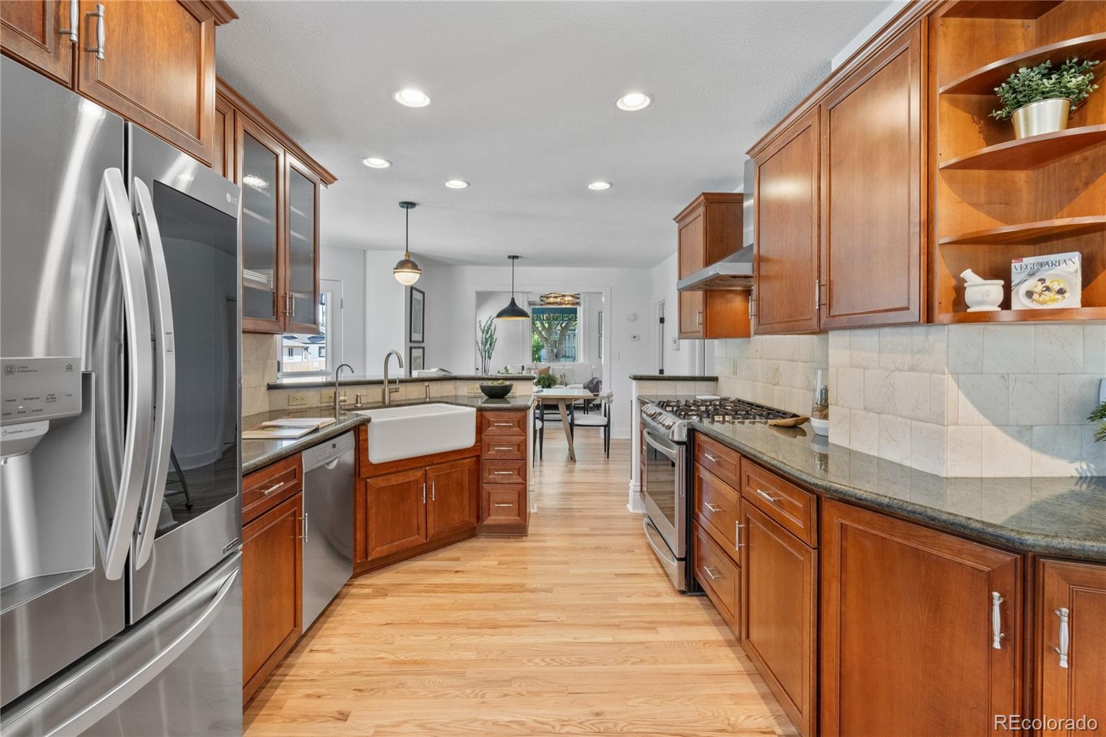 MLS Image #11 for 2445 w 39th avenue,denver, Colorado