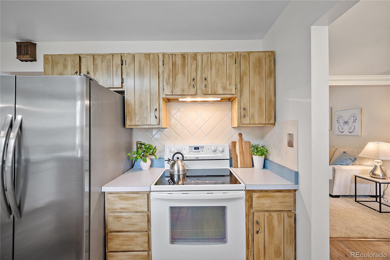 MLS Image #11 for 5007  palmer park boulevard,colorado springs, Colorado