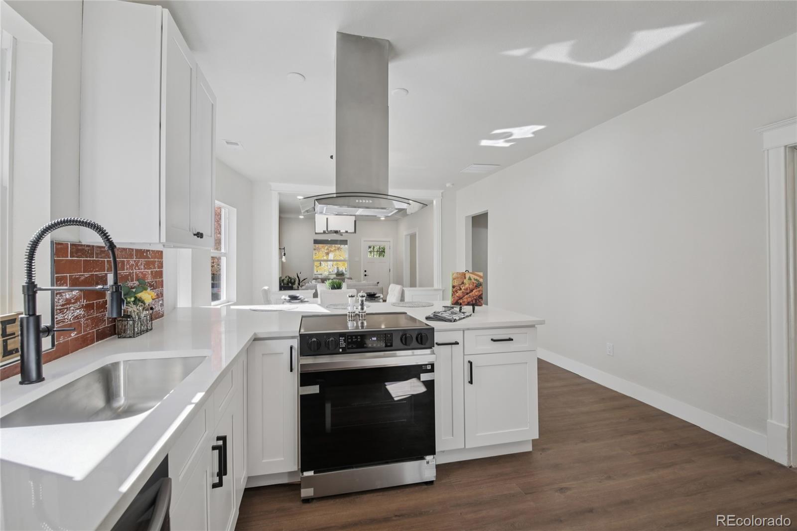 MLS Image #13 for 2342  dexter street,denver, Colorado