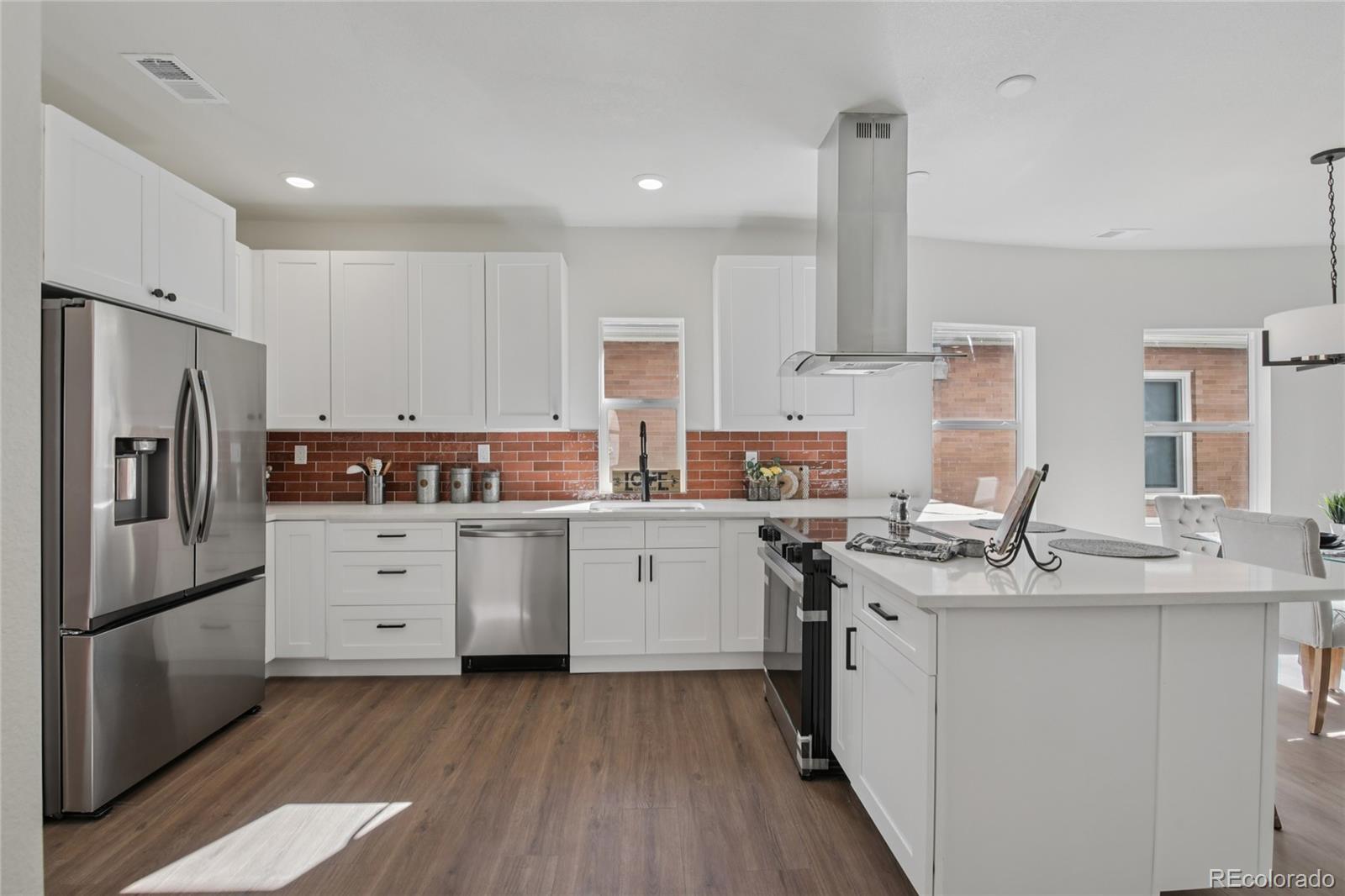MLS Image #14 for 2342  dexter street,denver, Colorado