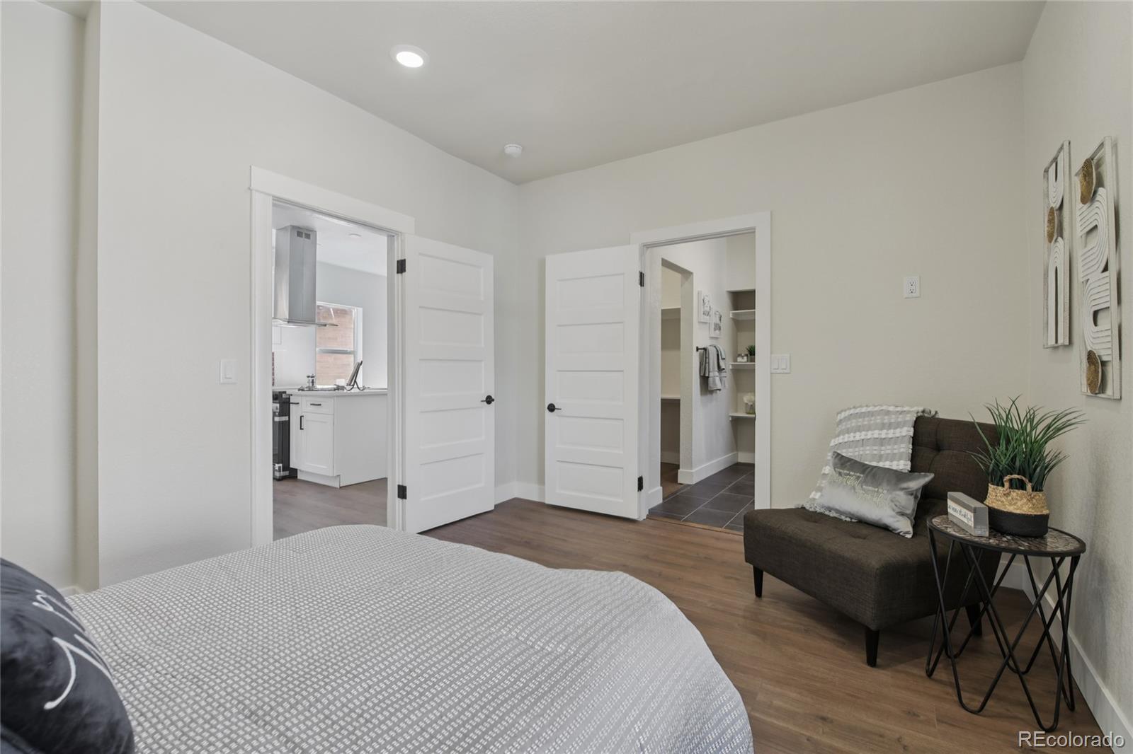 MLS Image #21 for 2342  dexter street,denver, Colorado