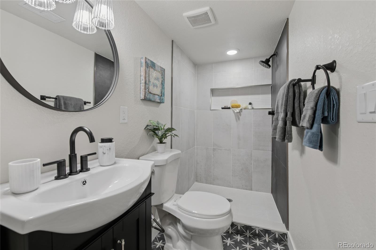 MLS Image #31 for 2342  dexter street,denver, Colorado