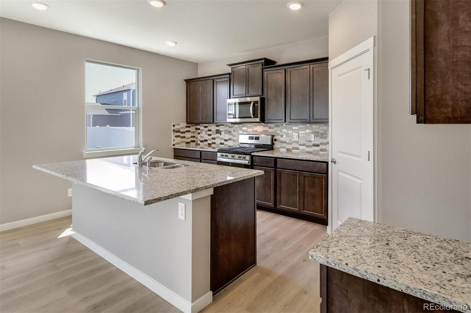 MLS Image #12 for 13417  valentia street,thornton, Colorado