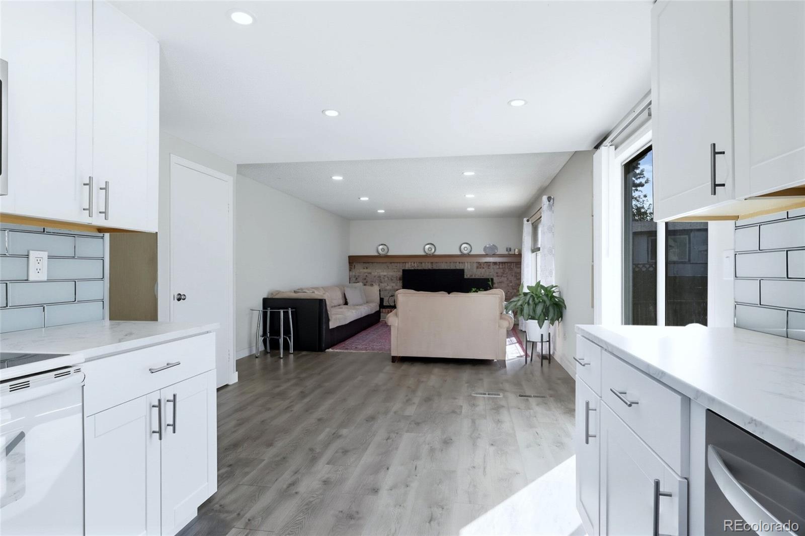 MLS Image #12 for 1305 s laredo court,aurora, Colorado