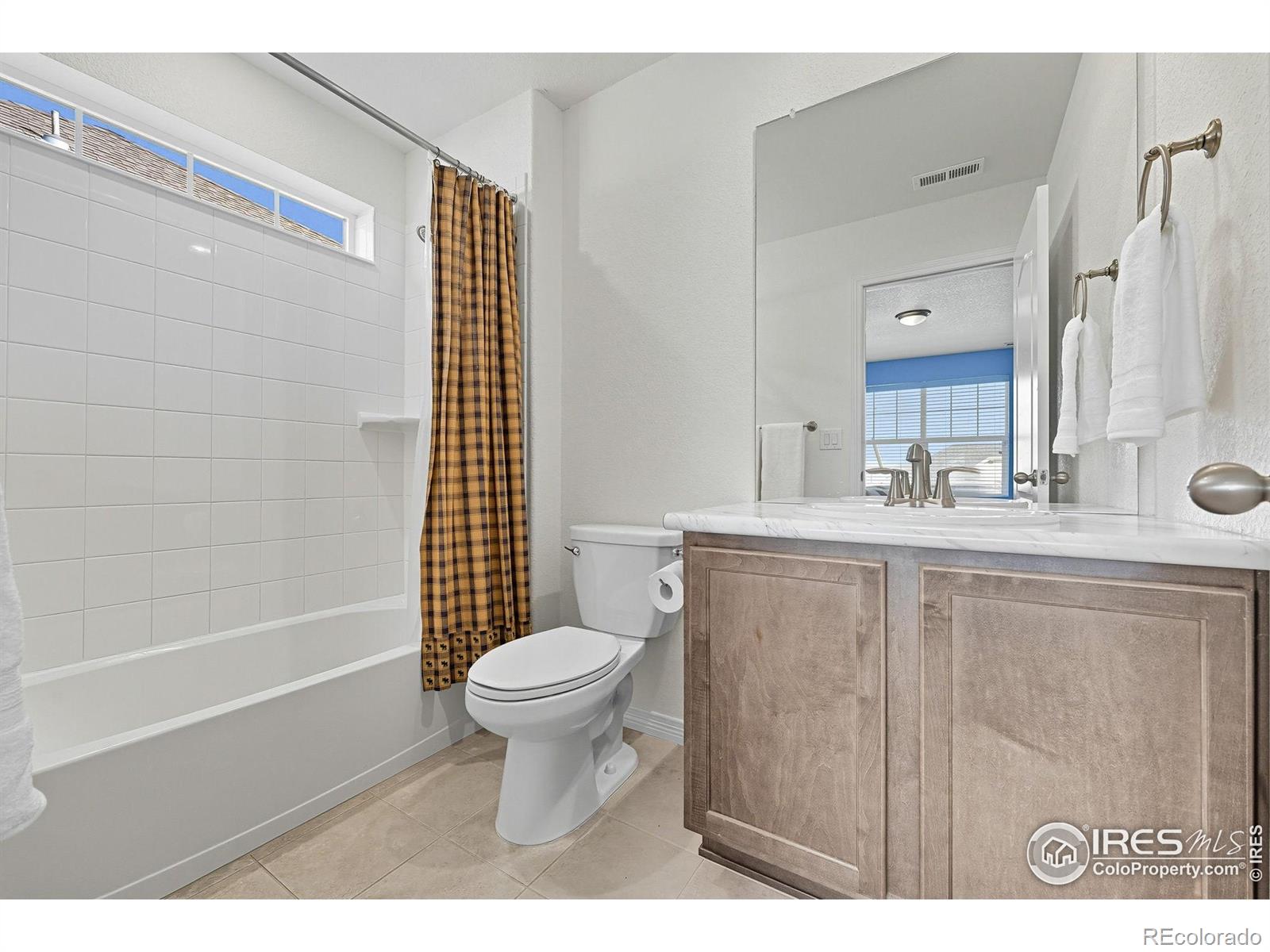 MLS Image #28 for 648  sundance circle,erie, Colorado