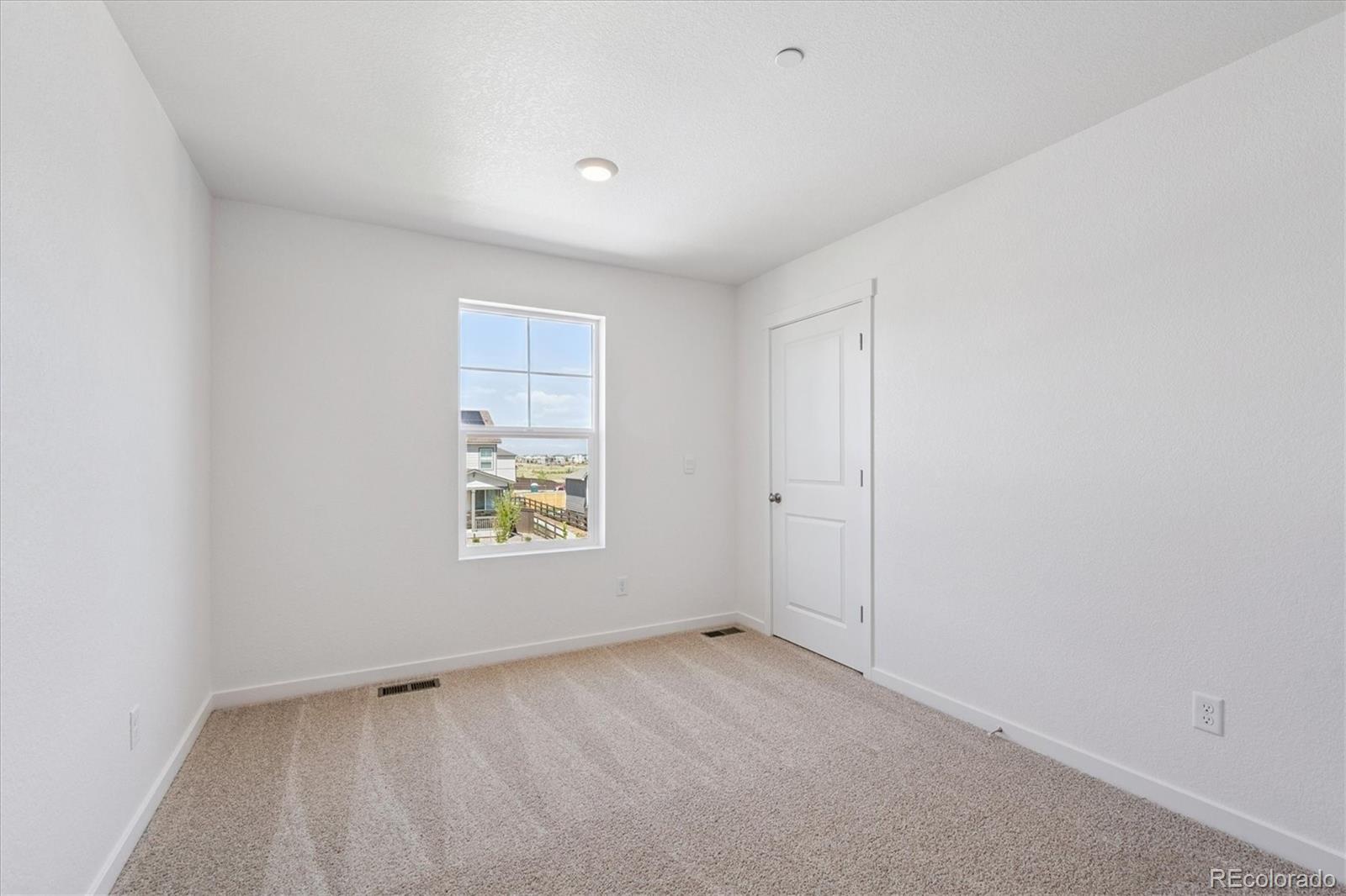 MLS Image #17 for 800 n deer park street,watkins, Colorado