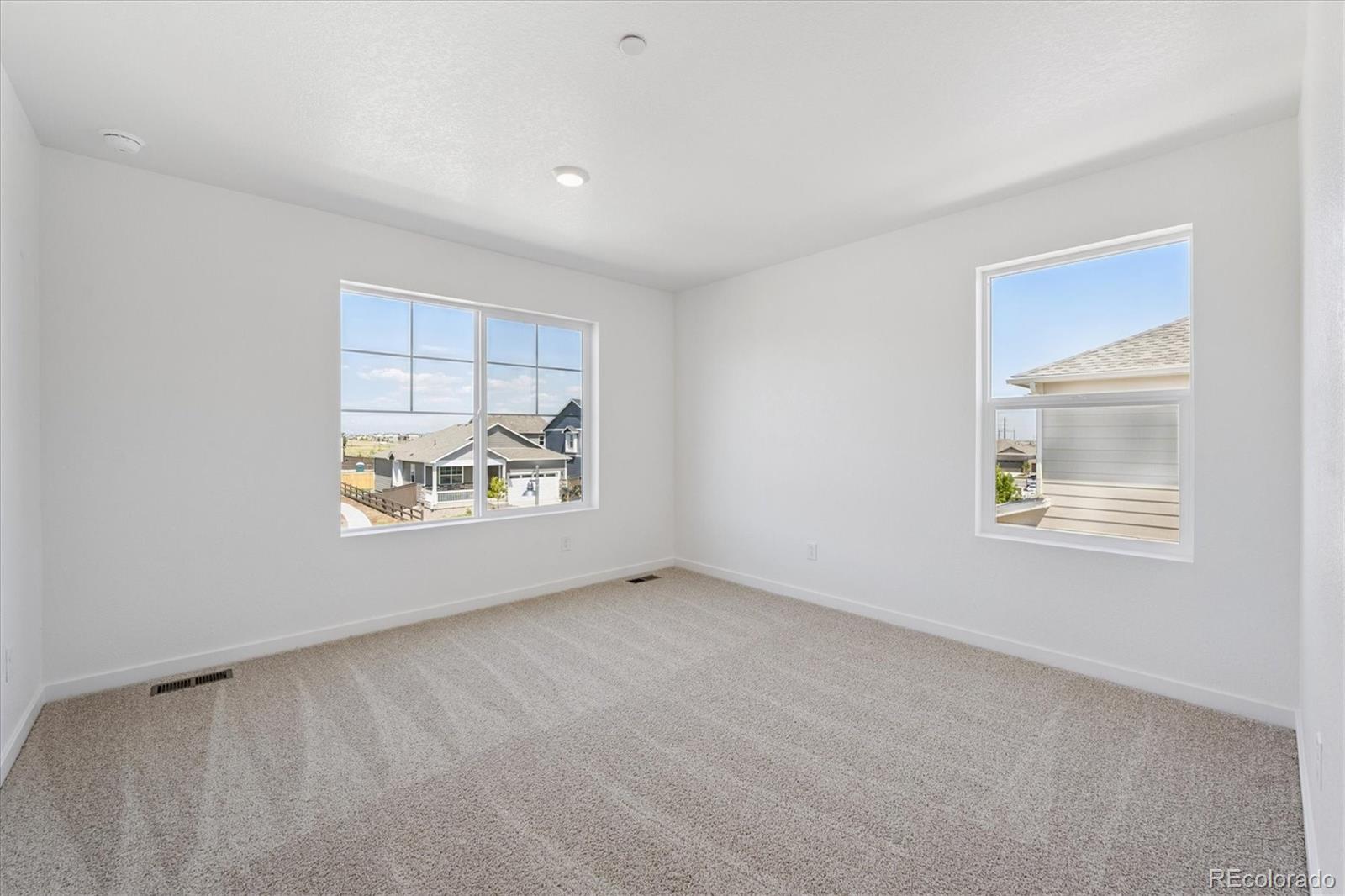 MLS Image #18 for 800 n deer park street,watkins, Colorado