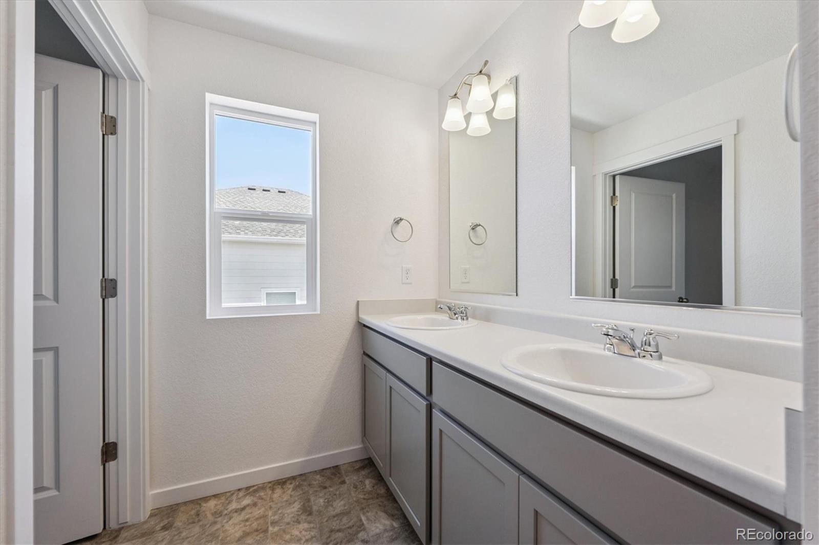 MLS Image #19 for 800 n deer park street,watkins, Colorado