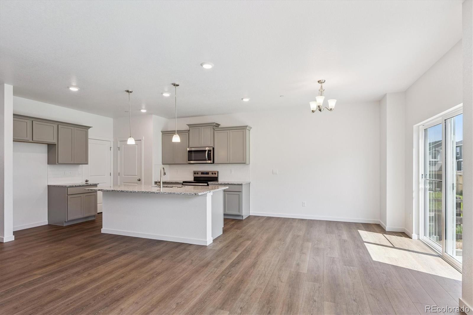 MLS Image #6 for 800 n deer park street,watkins, Colorado