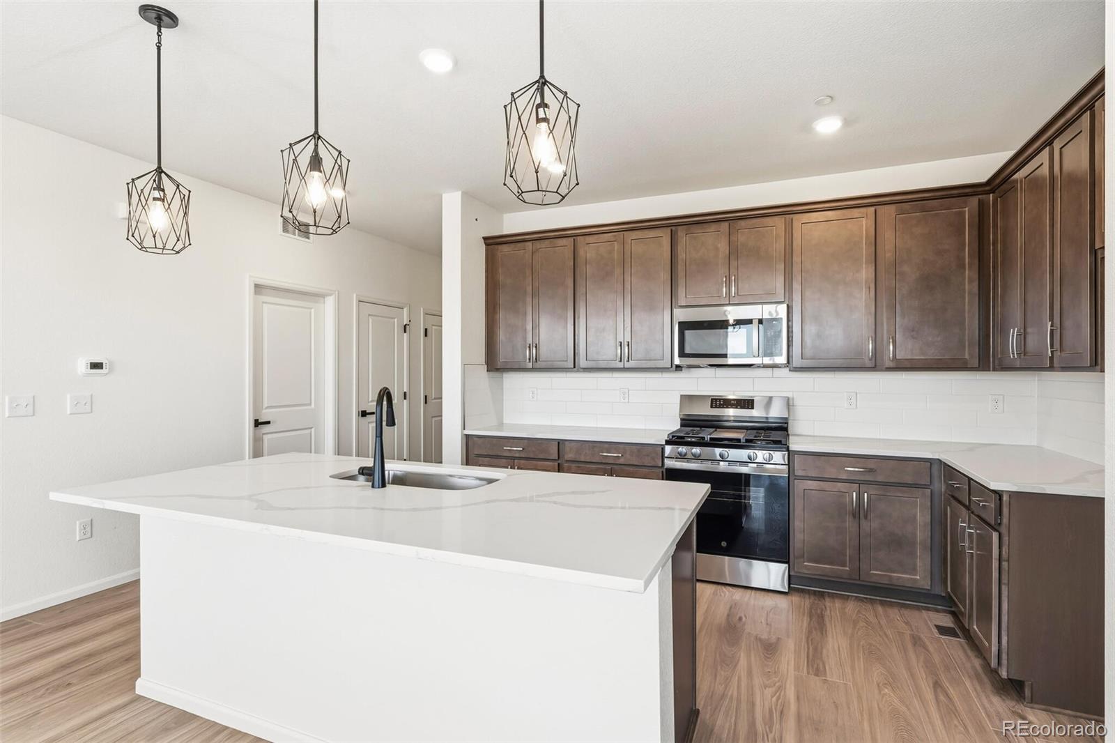 MLS Image #11 for 175  rock wren way,erie, Colorado