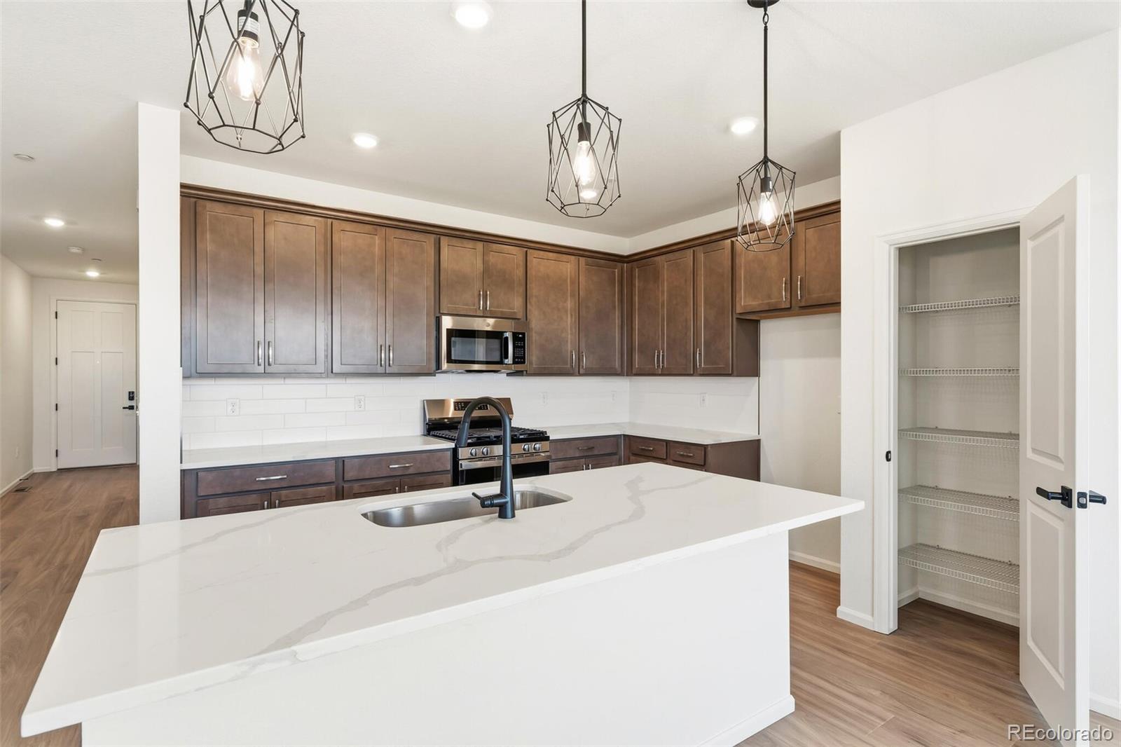 MLS Image #13 for 175  rock wren way,erie, Colorado