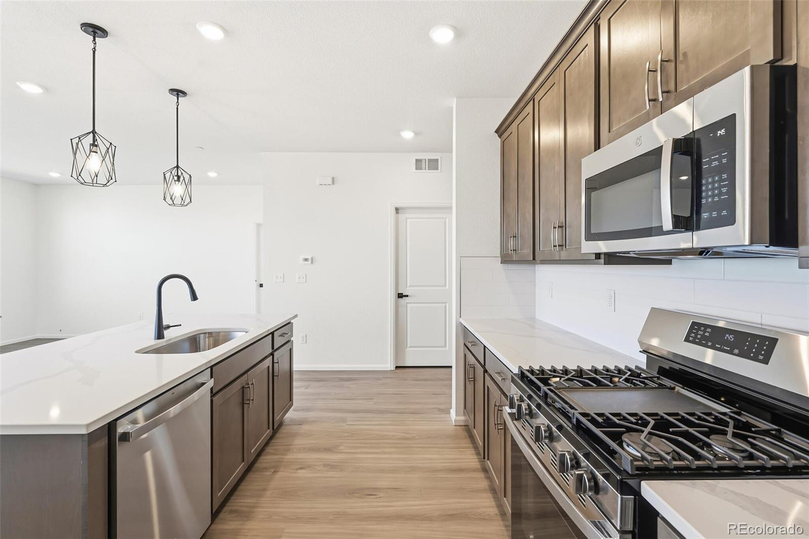 MLS Image #15 for 175  rock wren way,erie, Colorado