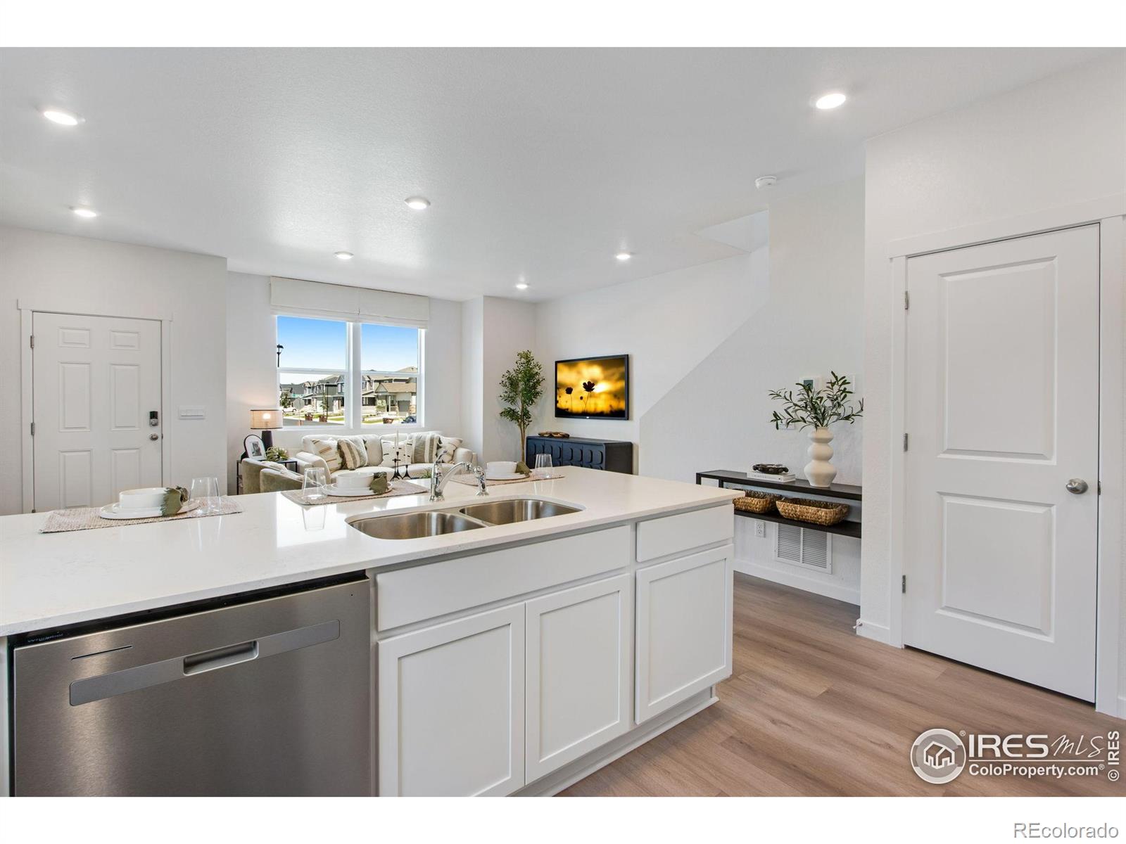 MLS Image #14 for 380  tailholt avenue,severance, Colorado