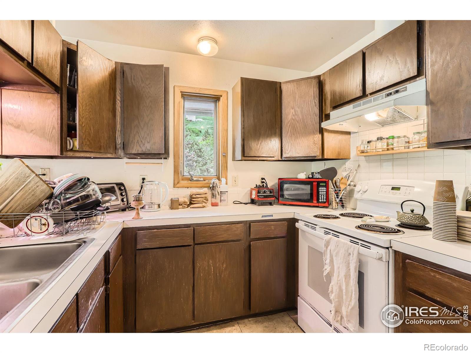 MLS Image #12 for 27  arrowleaf court,boulder, Colorado