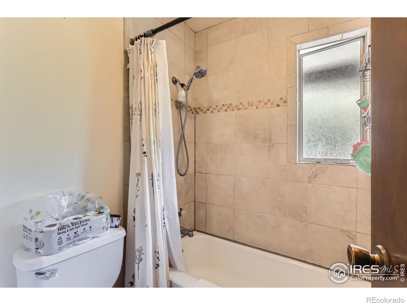 MLS Image #16 for 27  arrowleaf court,boulder, Colorado