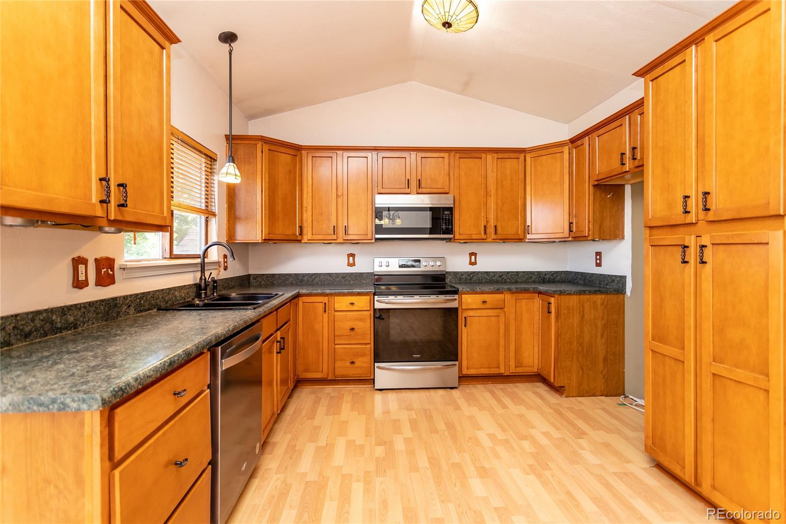 MLS Image #9 for 650  howe circle,castle rock, Colorado