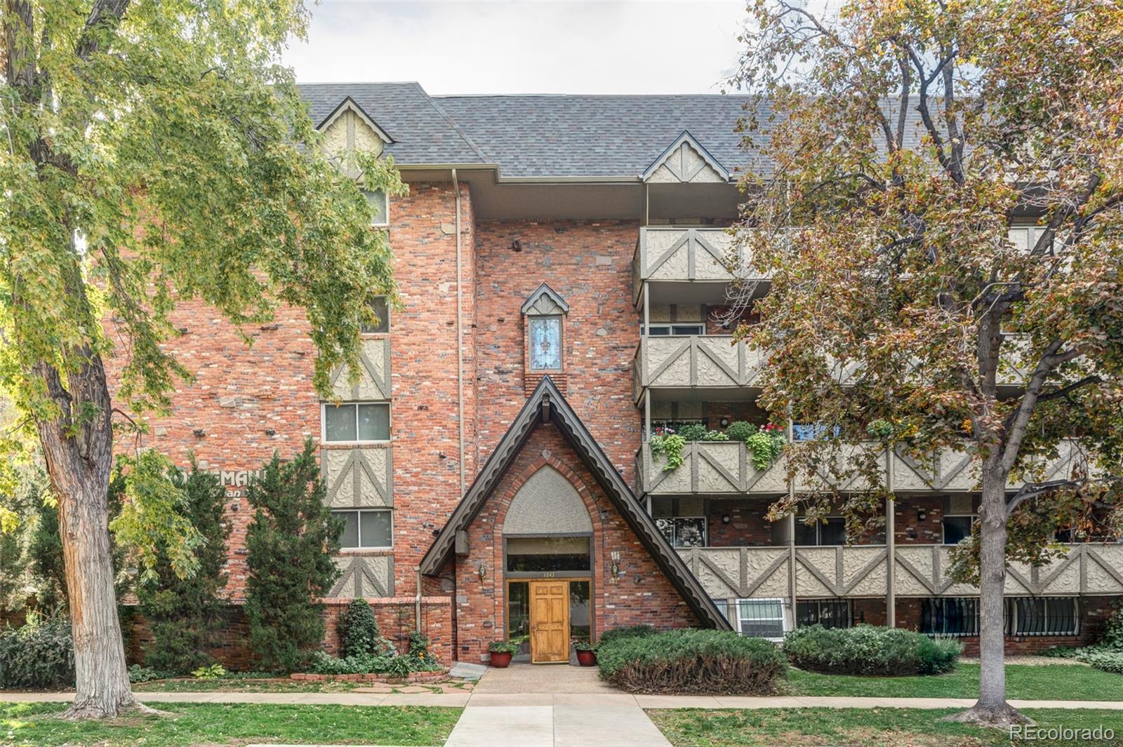 MLS Image #19 for 1243  gaylord street 304,denver, Colorado