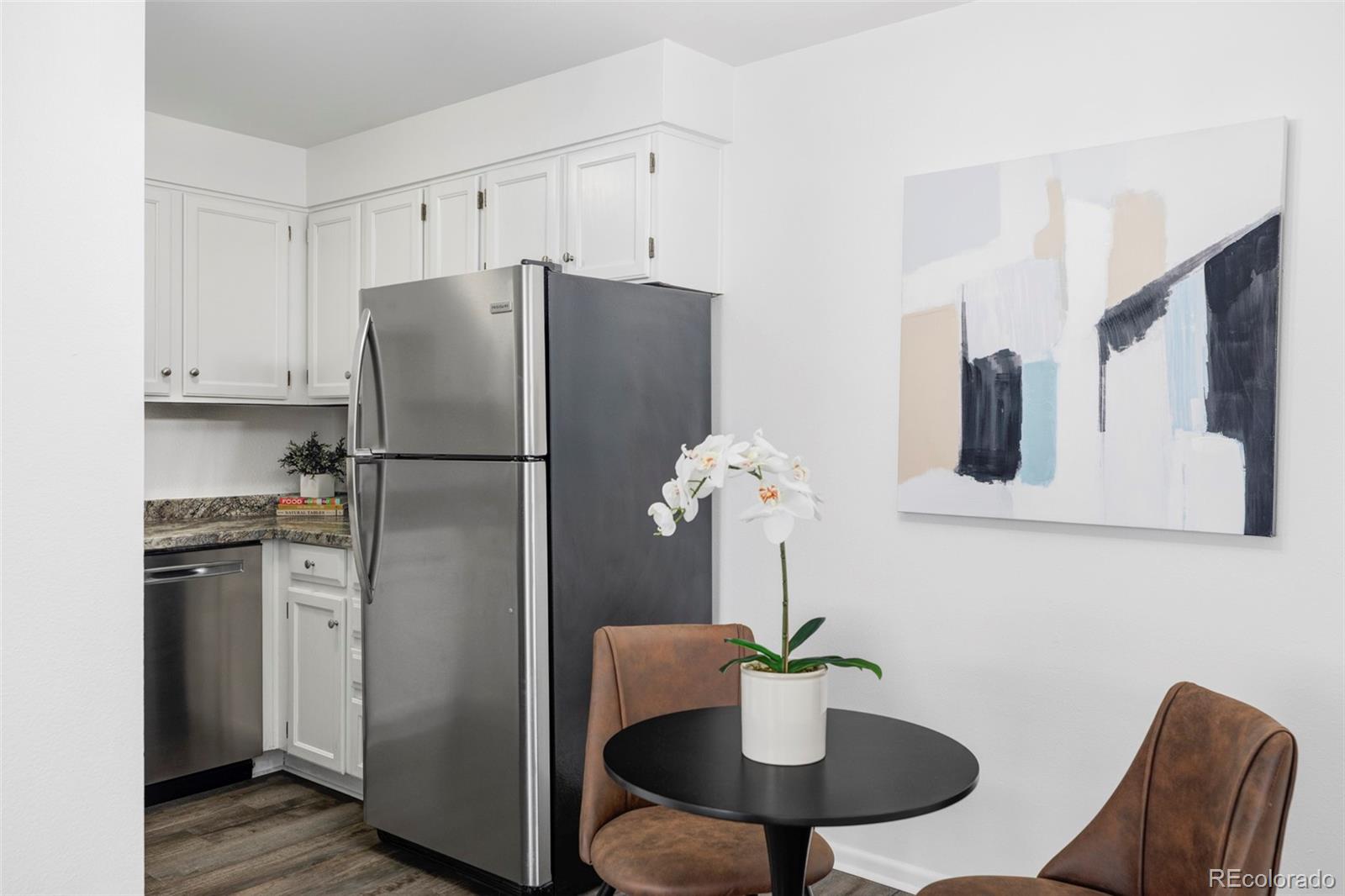 MLS Image #8 for 1243  gaylord street 304,denver, Colorado