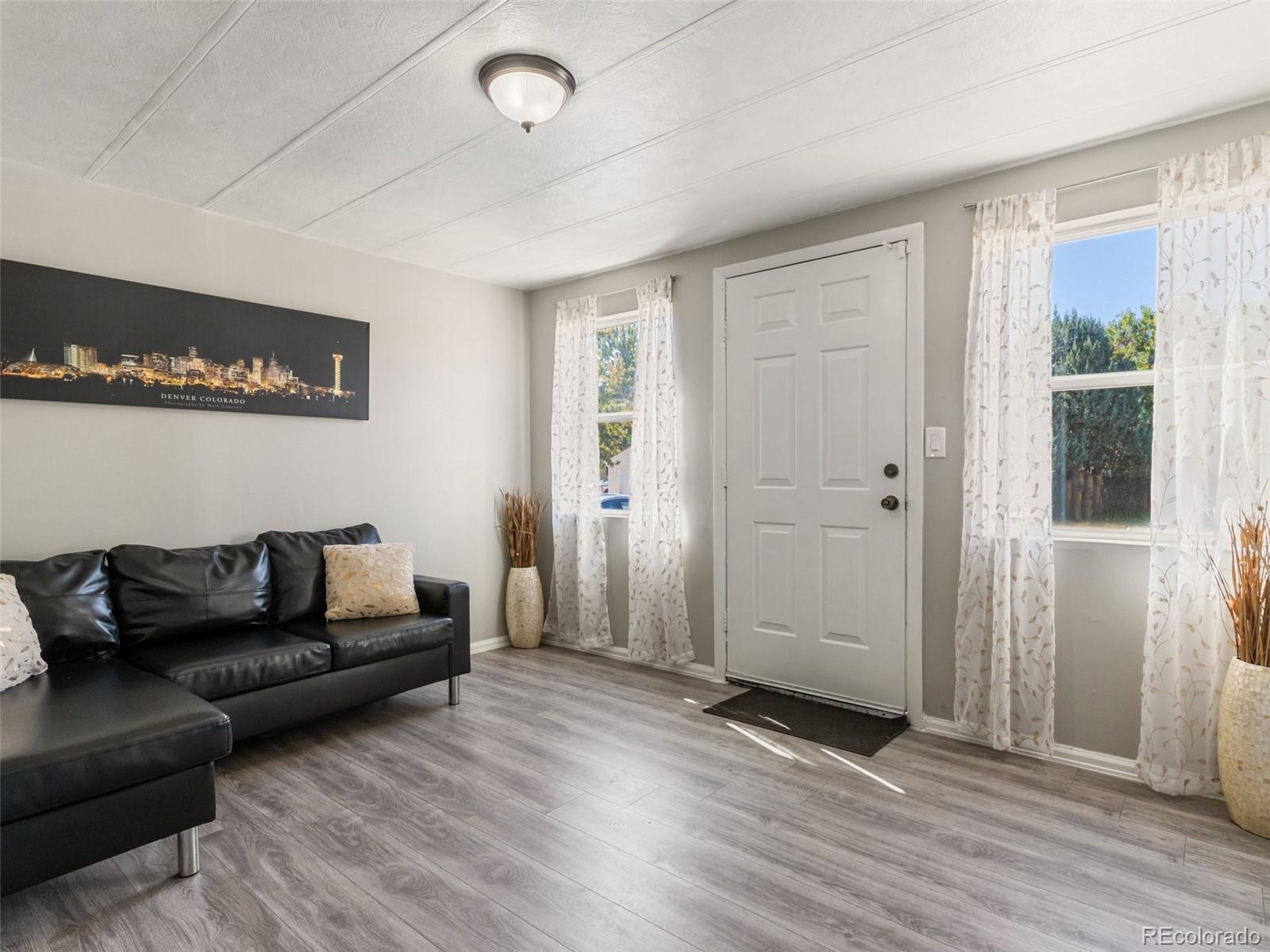 MLS Image #3 for 218  poplar street,lochbuie, Colorado