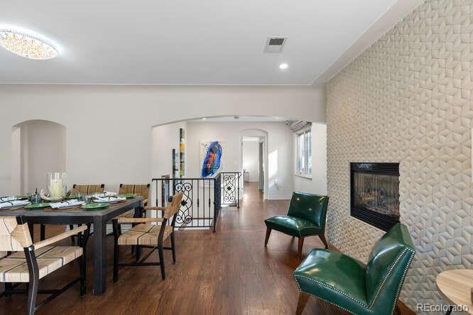 MLS Image #0 for 725 s cove way,denver, Colorado