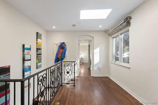MLS Image #12 for 725 s cove way,denver, Colorado