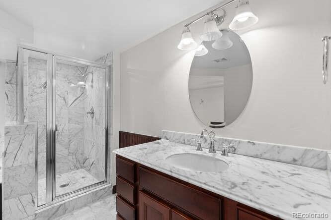 MLS Image #24 for 725 s cove way,denver, Colorado