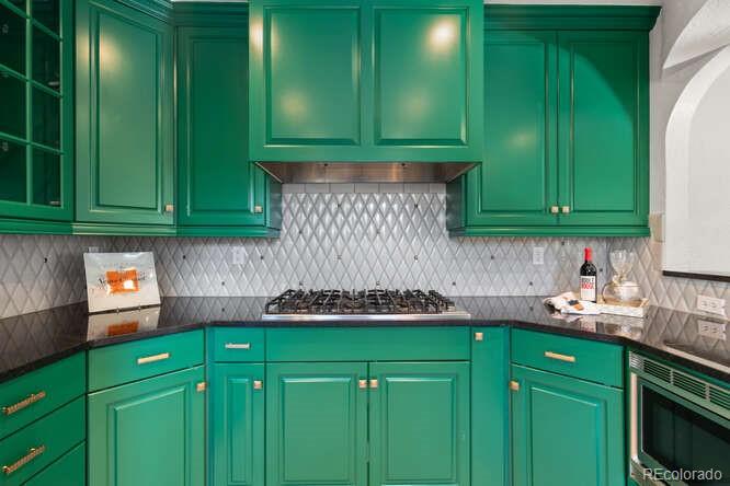 MLS Image #5 for 725 s cove way,denver, Colorado