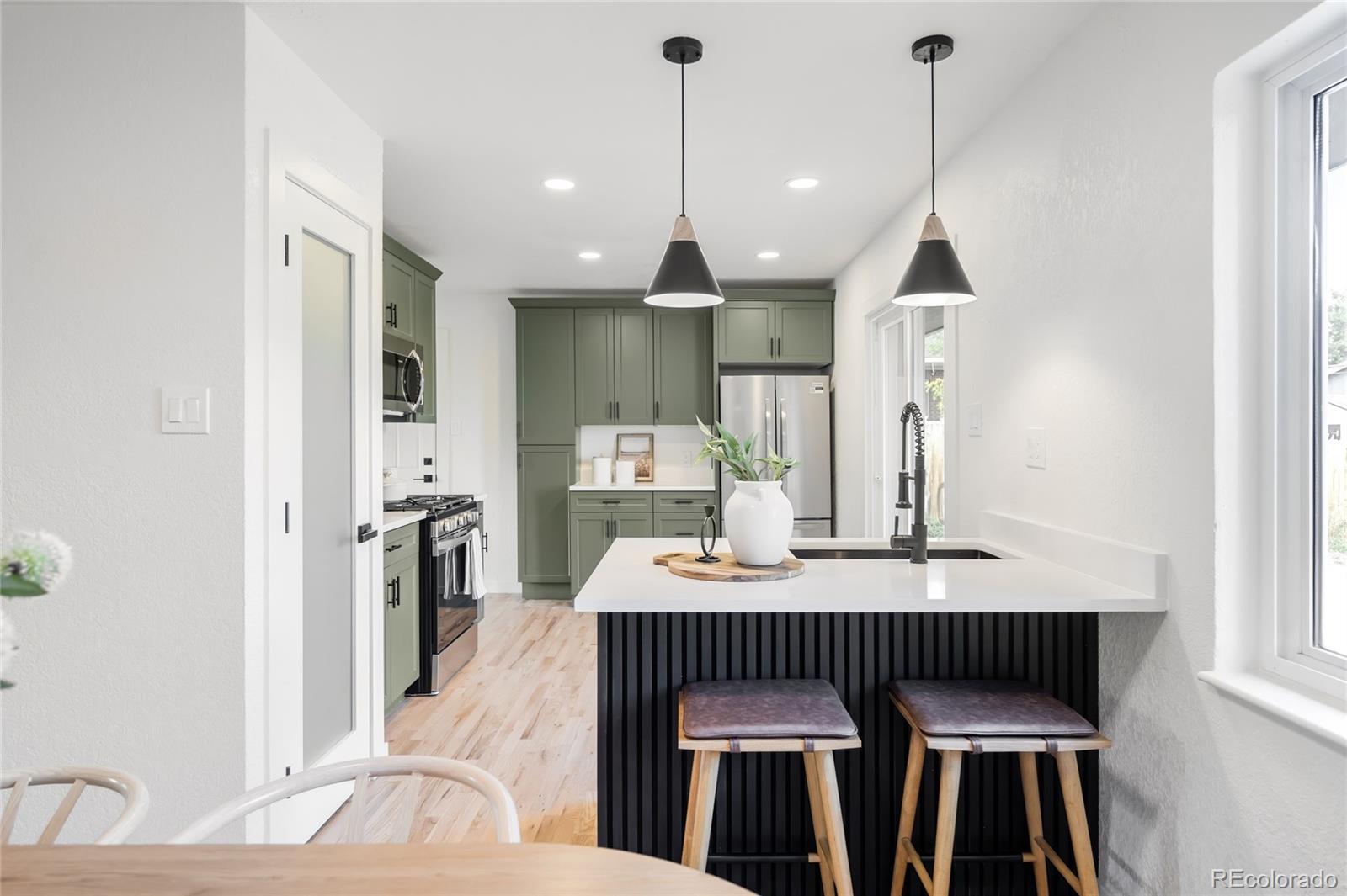 MLS Image #11 for 2864 s raleigh street,denver, Colorado