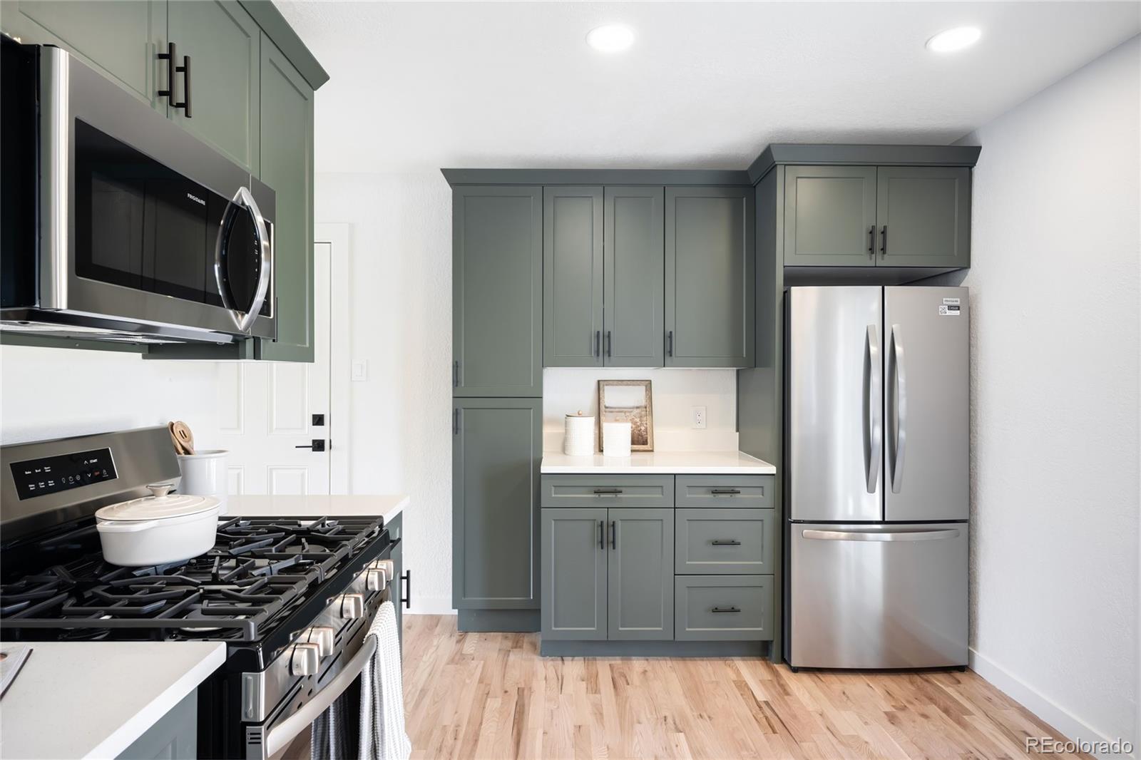 MLS Image #12 for 2864 s raleigh street,denver, Colorado