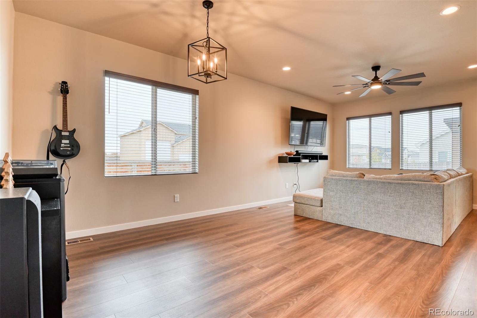 MLS Image #36 for 493  marketplace drive,calhan, Colorado