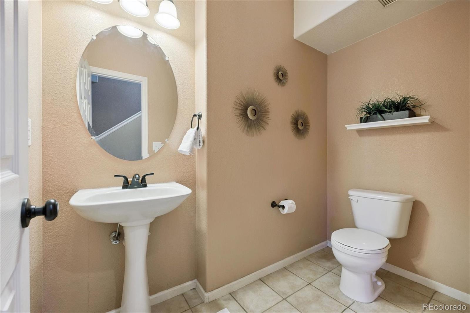 MLS Image #11 for 12982  grant circle e  b,thornton, Colorado
